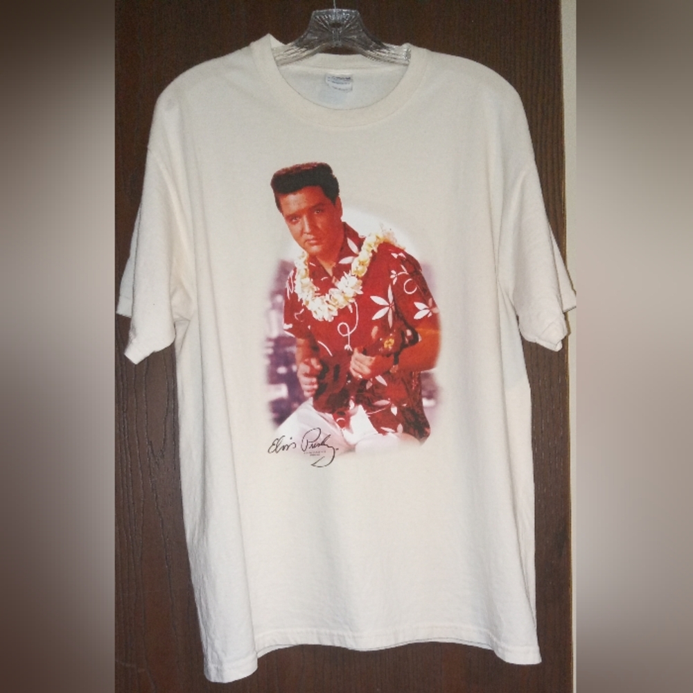 Elvis Hawaii T Shirt Gildan Size Large